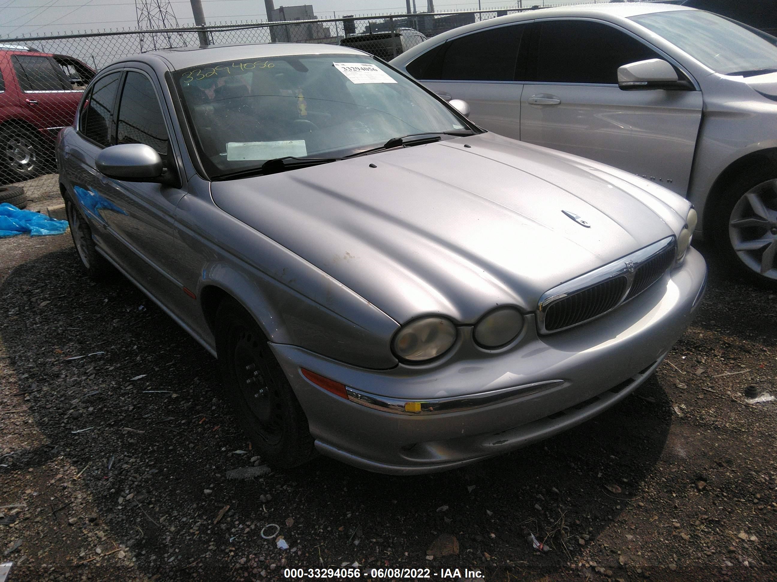 Photo 0 VIN: SAJEA51D13XC98558 - JAGUAR X-TYPE 