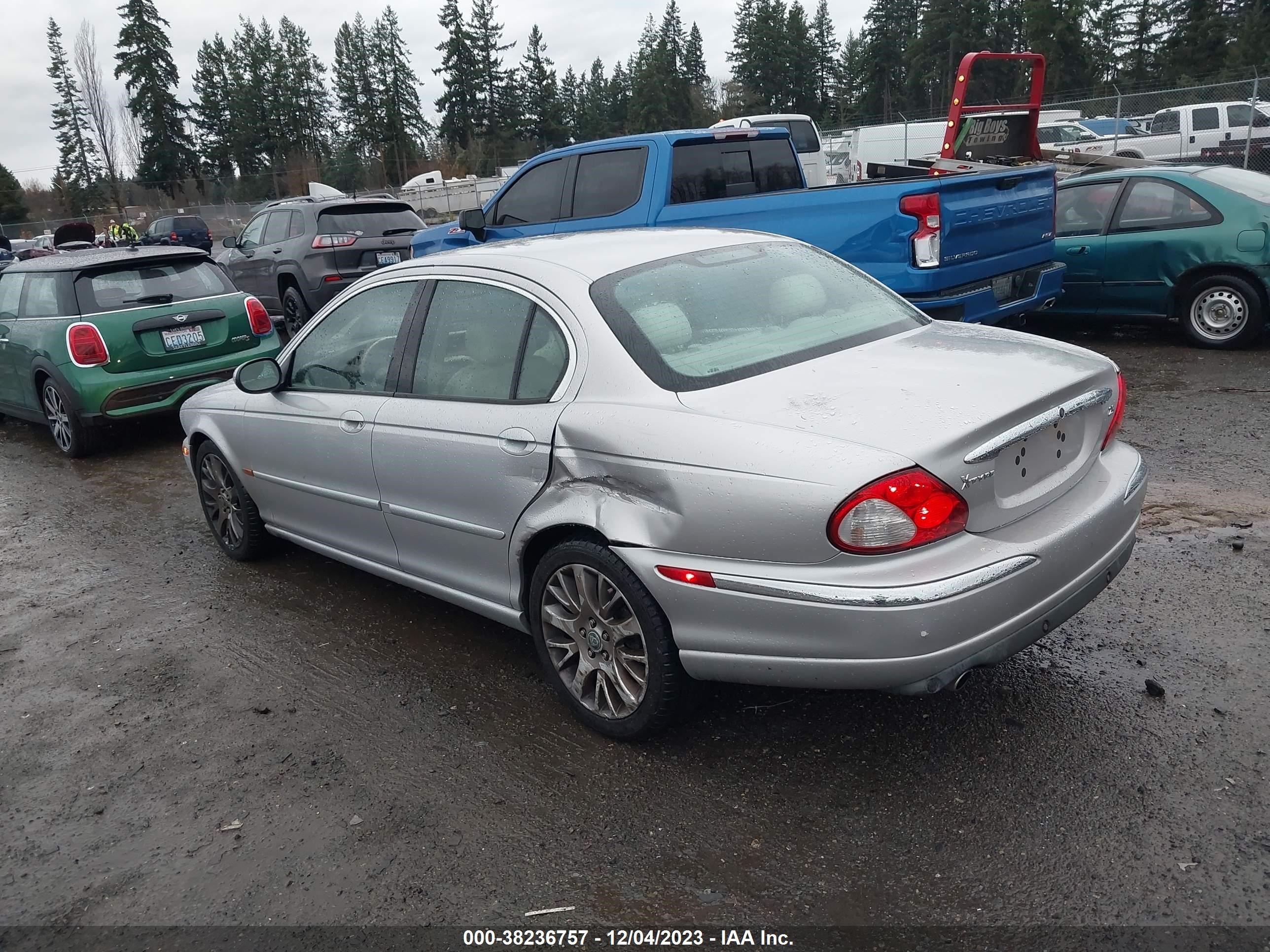 Photo 2 VIN: SAJEA51D13XD14774 - JAGUAR X-TYPE 