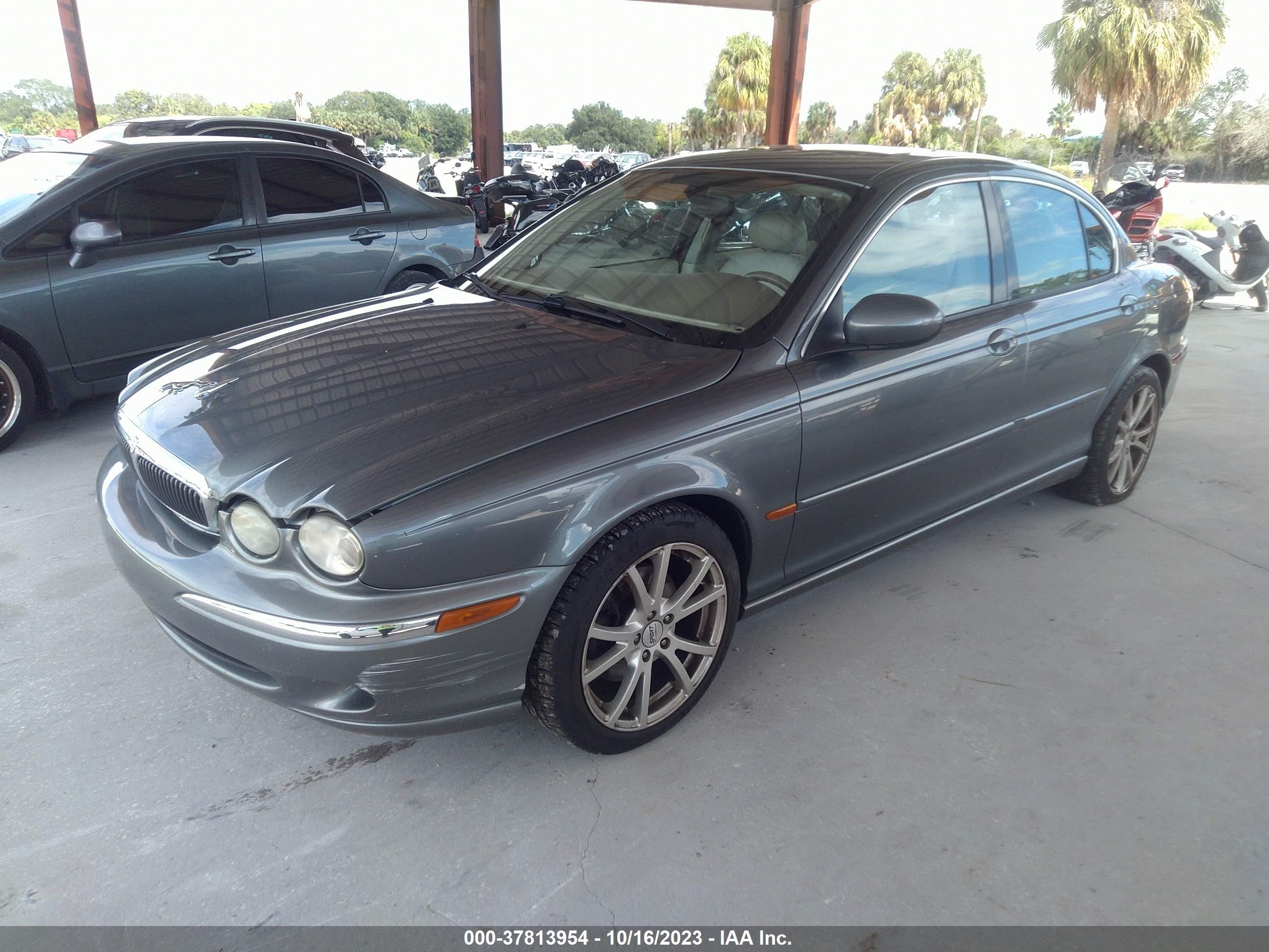 Photo 1 VIN: SAJEA51D23XC96107 - JAGUAR X-TYPE 