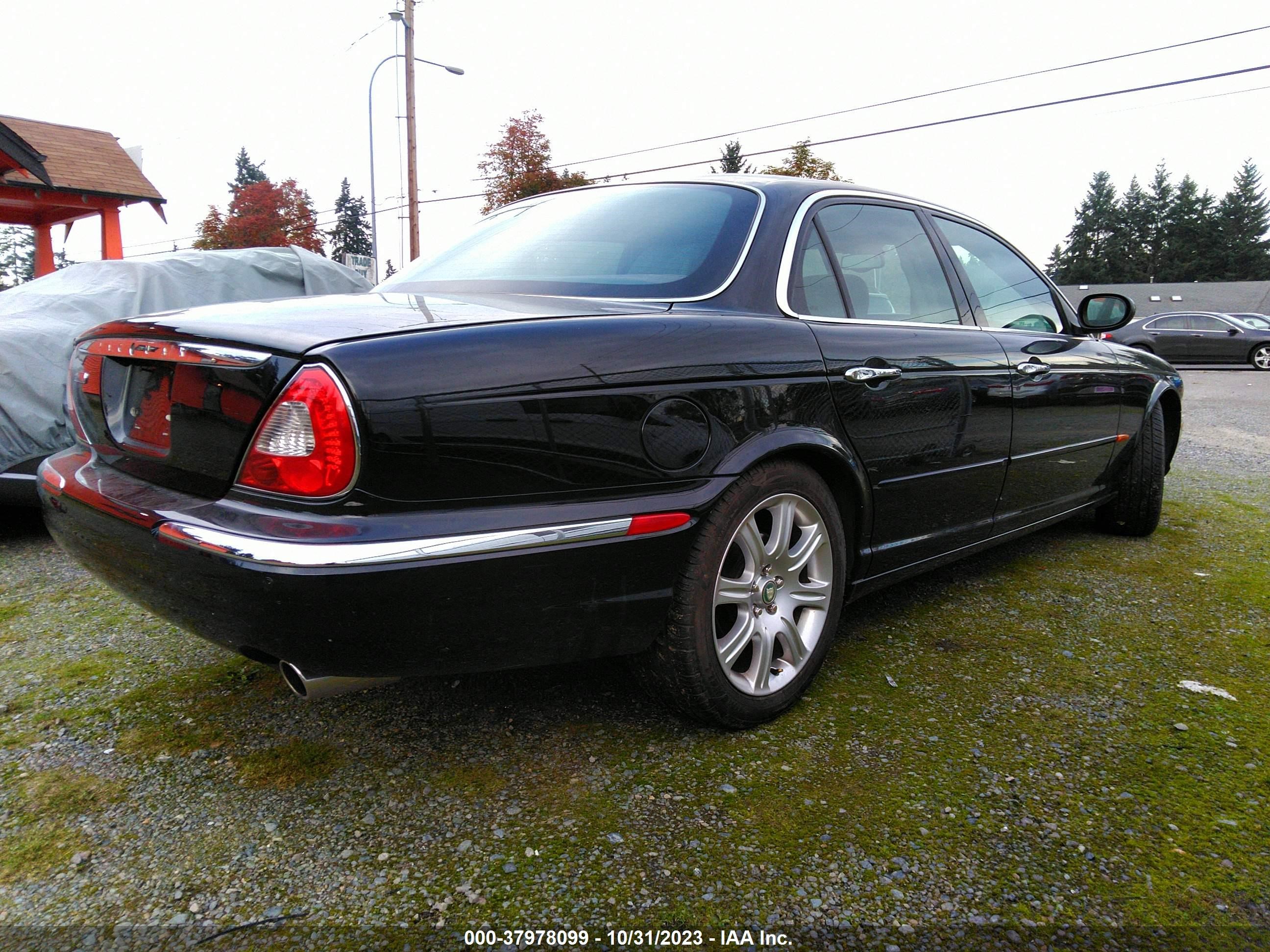 Photo 3 VIN: SAJEA71C74SG11162 - JAGUAR XJ 