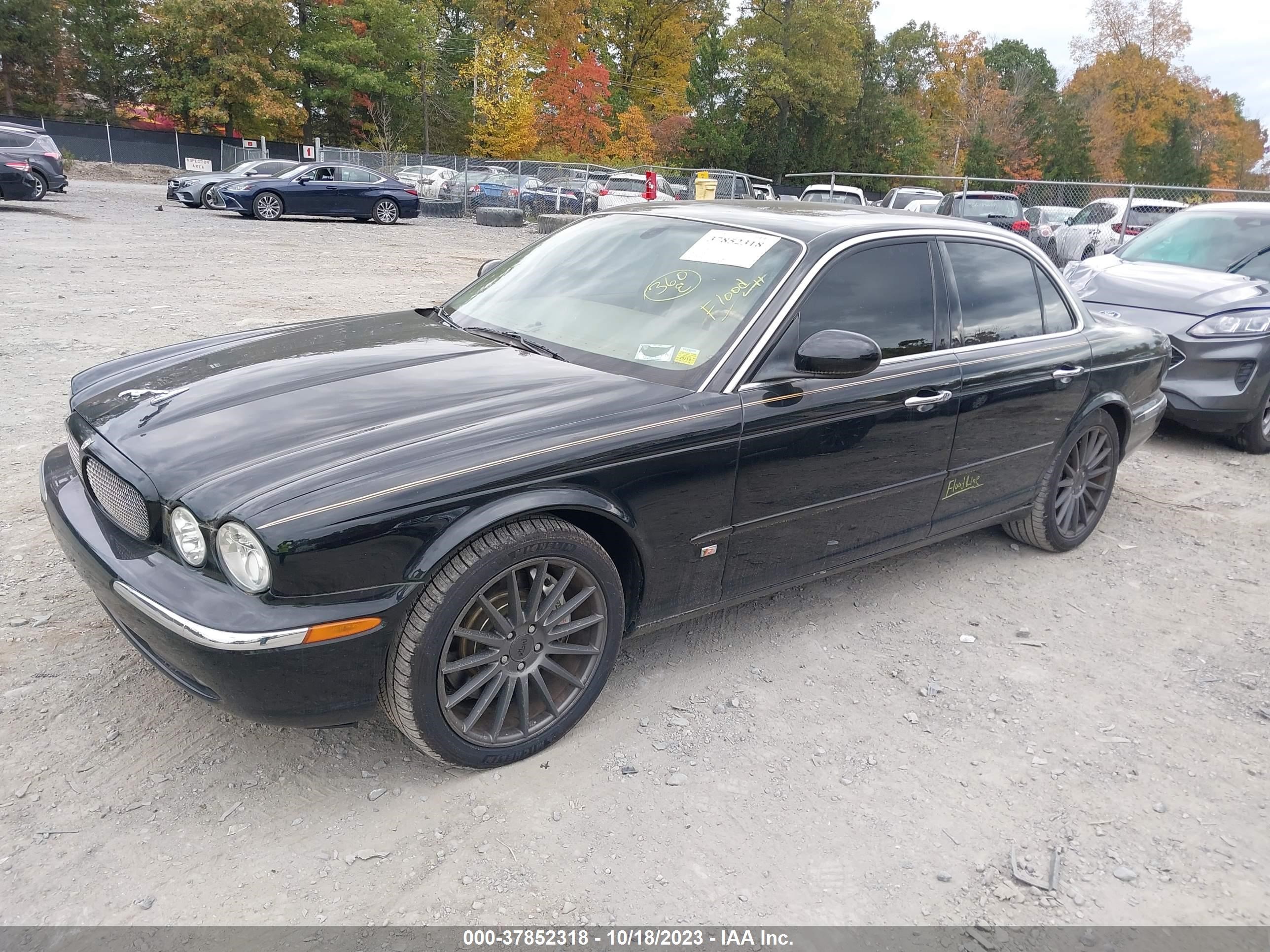 Photo 1 VIN: SAJEA73B94TG05491 - JAGUAR XJ 