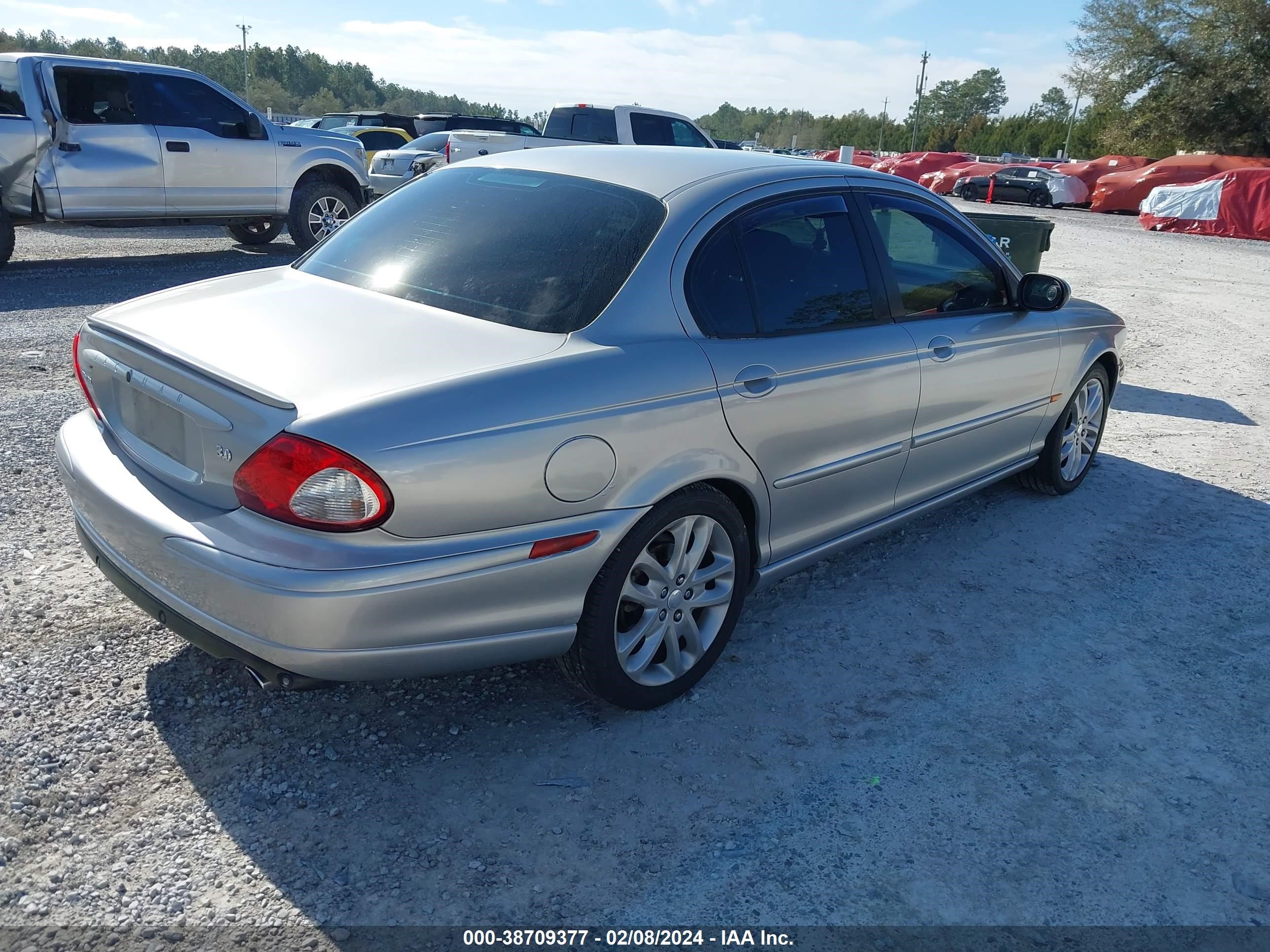 Photo 3 VIN: SAJEB53C32WC47777 - JAGUAR X-TYPE 