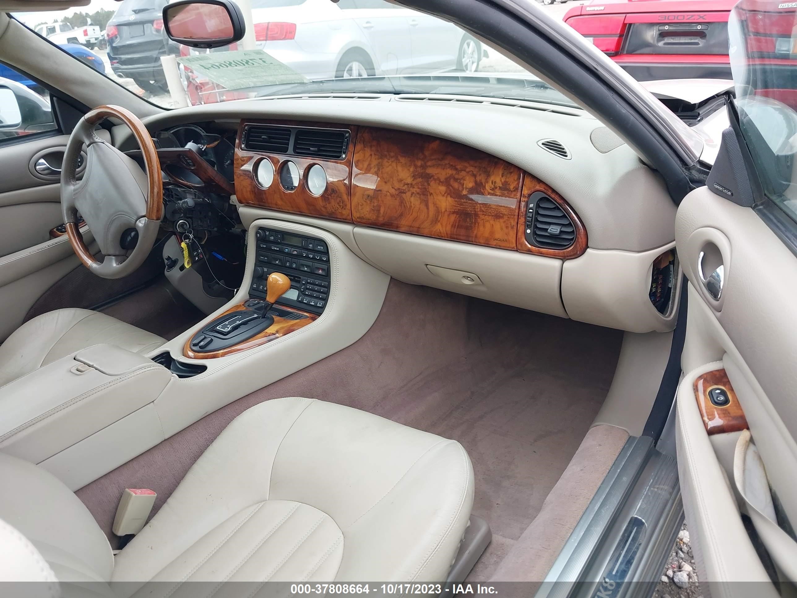 Photo 4 VIN: SAJGX2047XC037548 - JAGUAR XK 