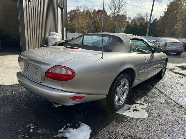 Photo 3 VIN: SAJGX2048XC041933 - JAGUAR XK8 