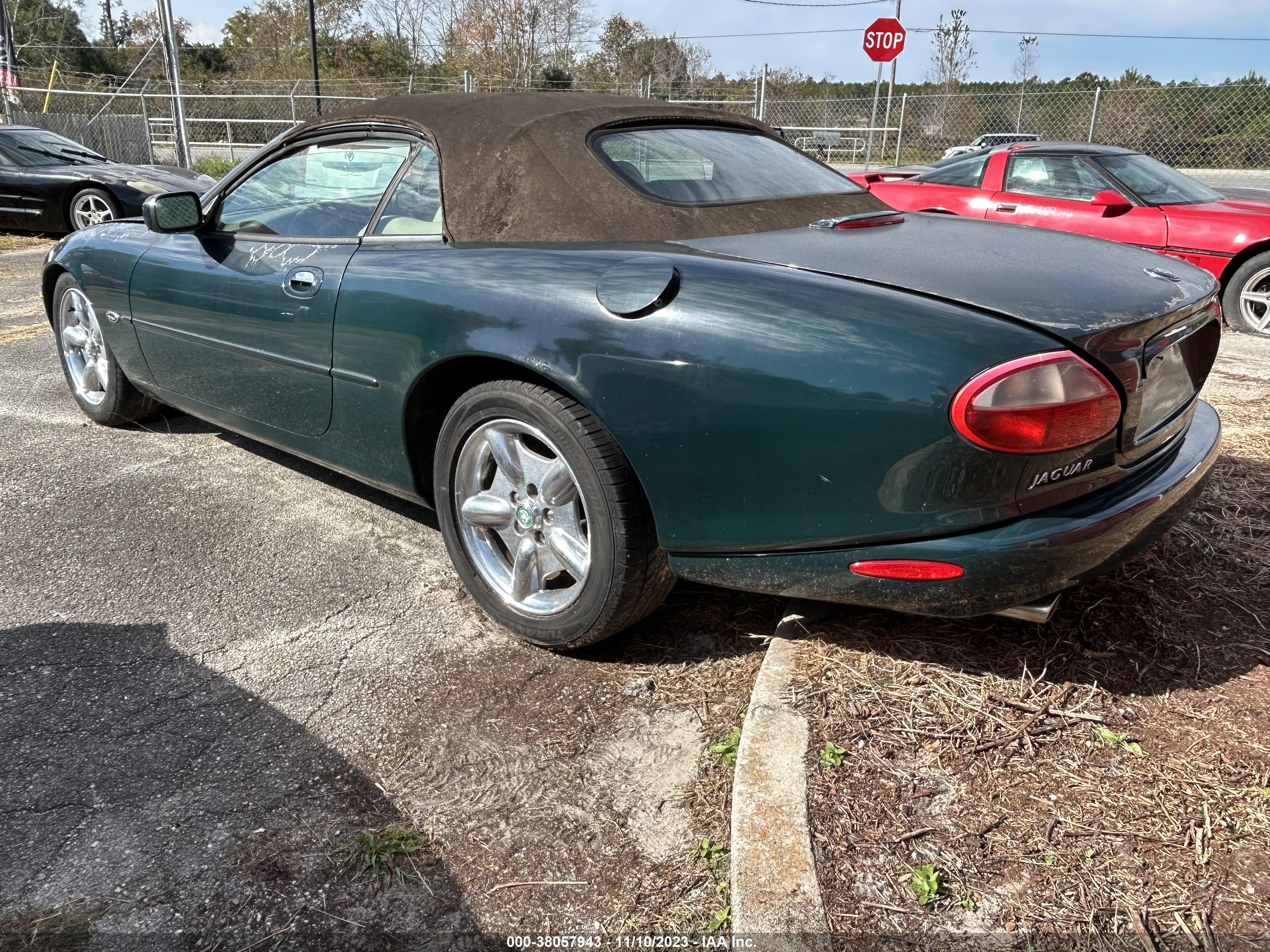 Photo 2 VIN: SAJGX2242WC028882 - JAGUAR XK 