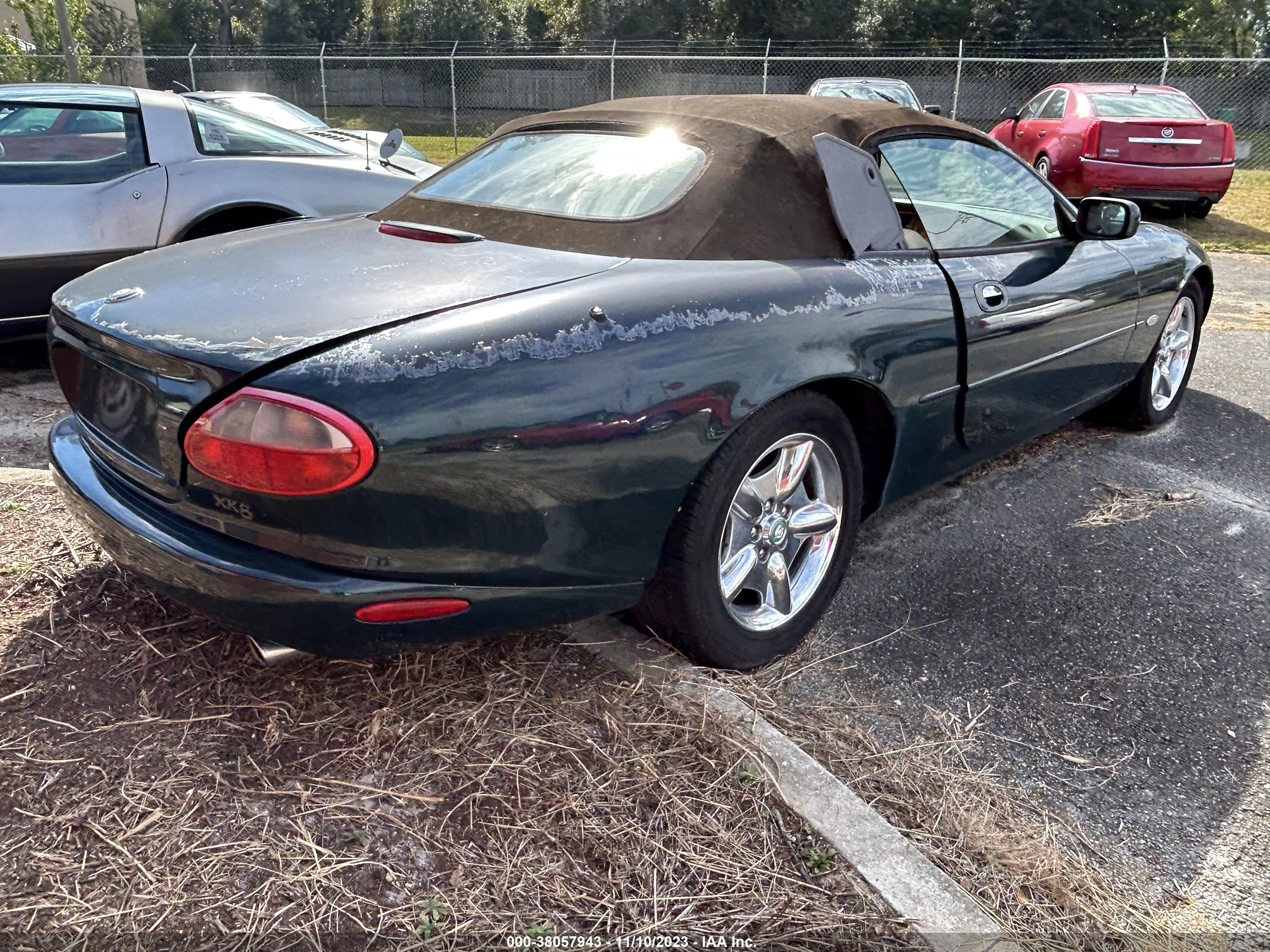 Photo 3 VIN: SAJGX2242WC028882 - JAGUAR XK 