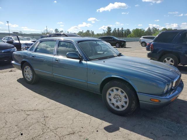 Photo 3 VIN: SAJHD1040XC870101 - JAGUAR XJ8 