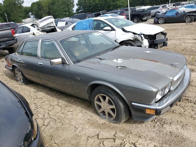 Photo 3 VIN: SAJHV1543JC513315 - JAGUAR XJ6 