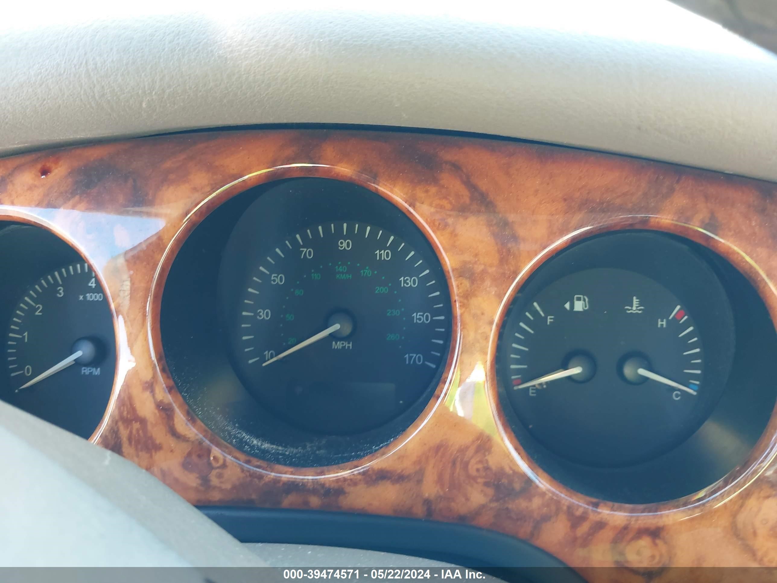 Photo 6 VIN: SAJHX1244WC833409 - JAGUAR XJ 