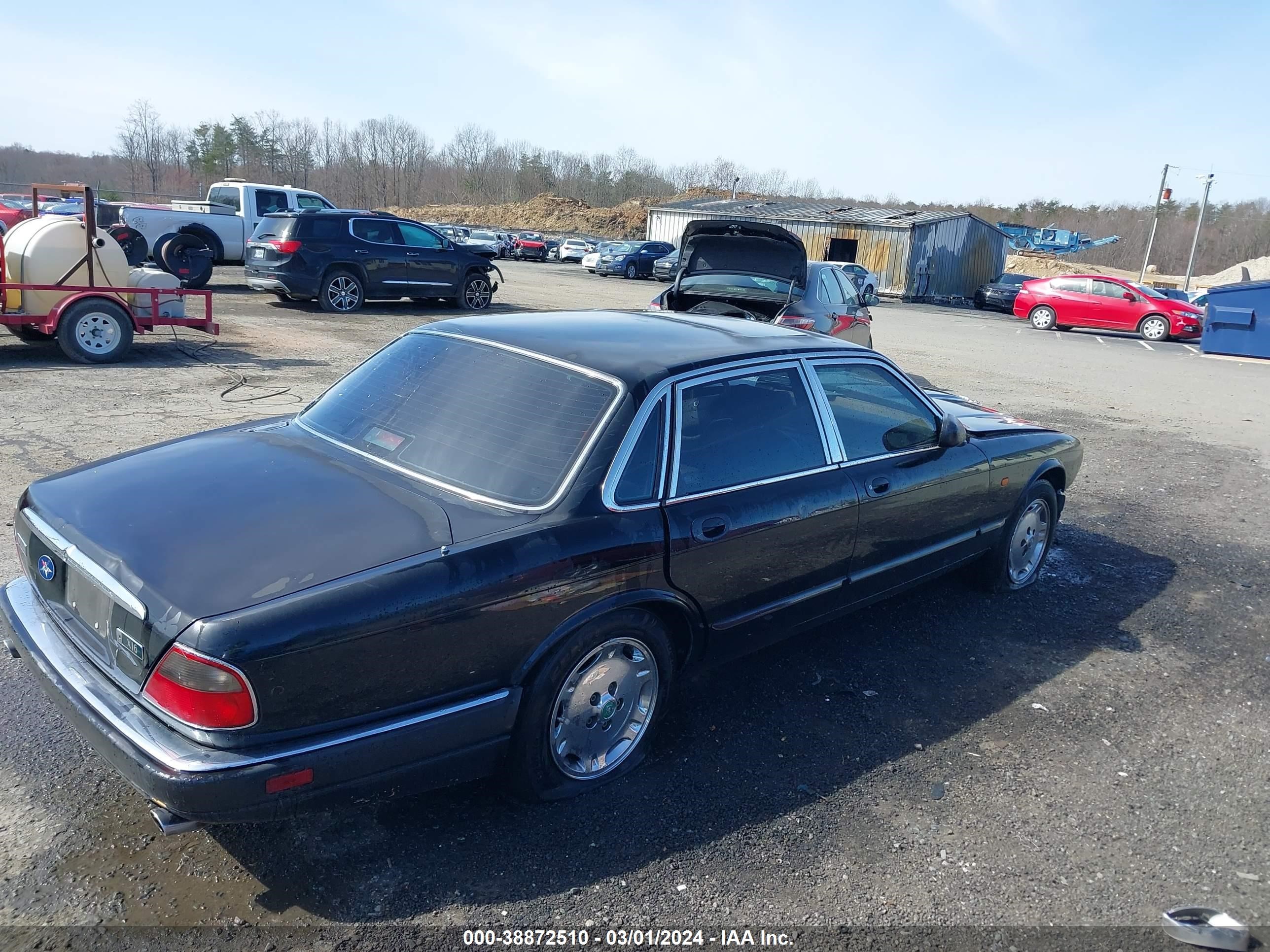 Photo 3 VIN: SAJHX1743SC738293 - JAGUAR XJ 