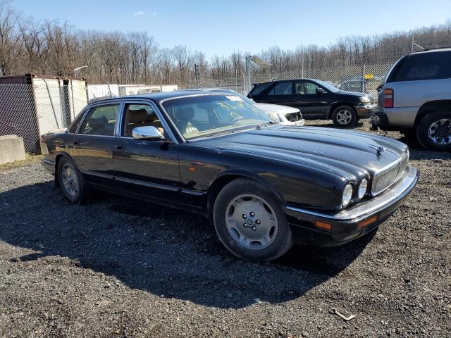 Photo 3 VIN: SAJHX1745SC739882 - JAGUAR XJ6 