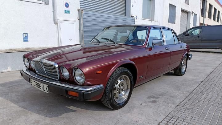 Photo 5 VIN: SAJJAALP4CC350525 - JAGUAR XJ6 