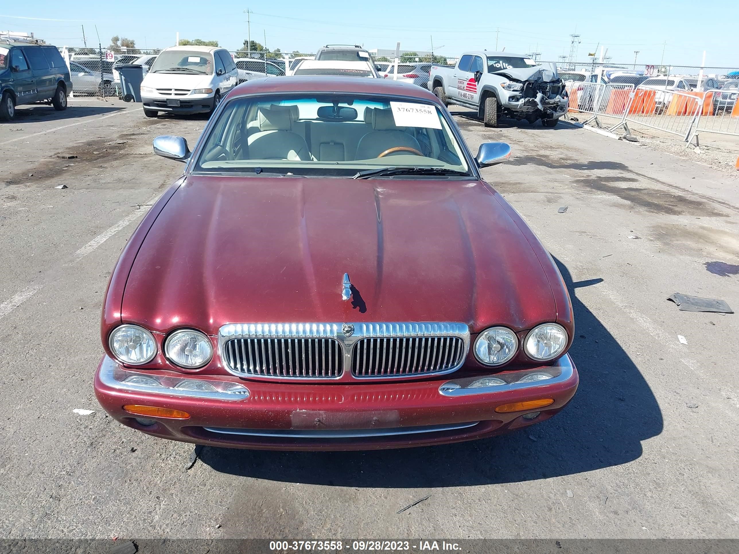 Photo 5 VIN: SAJKD6044XC873246 - JAGUAR XJ 