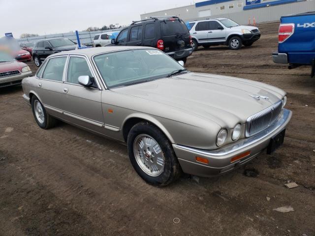 Photo 3 VIN: SAJKX1745SC726152 - JAGUAR XJ 