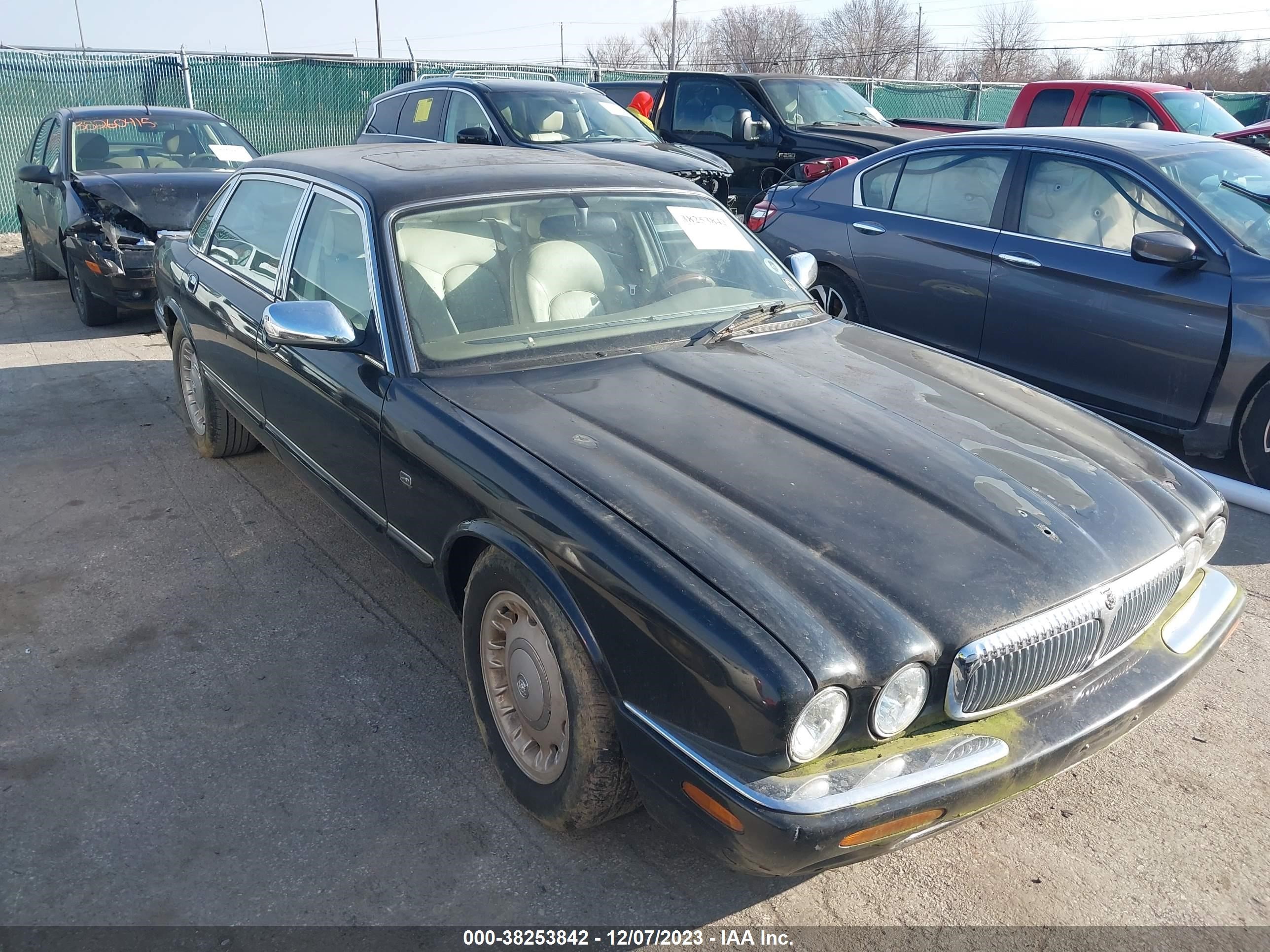 Photo 5 VIN: SAJKX6240WC840179 - JAGUAR XJ 