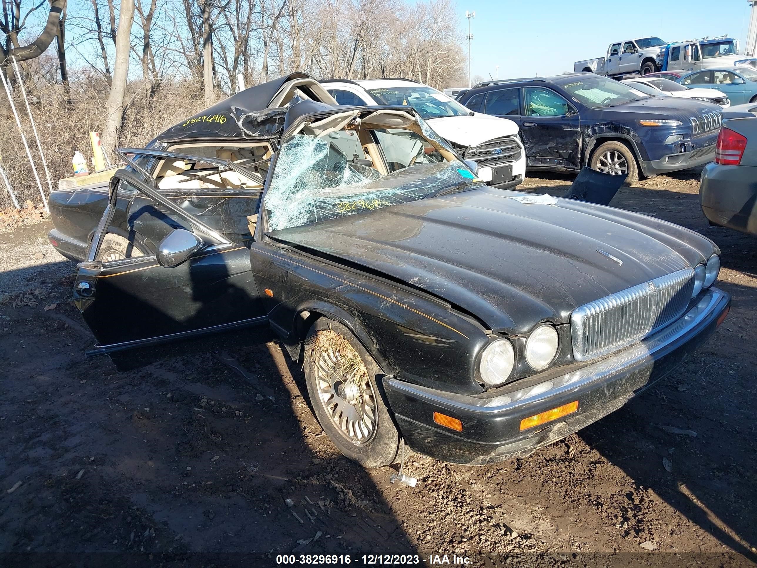 Photo 0 VIN: SAJKX6241VC794330 - JAGUAR XJ 