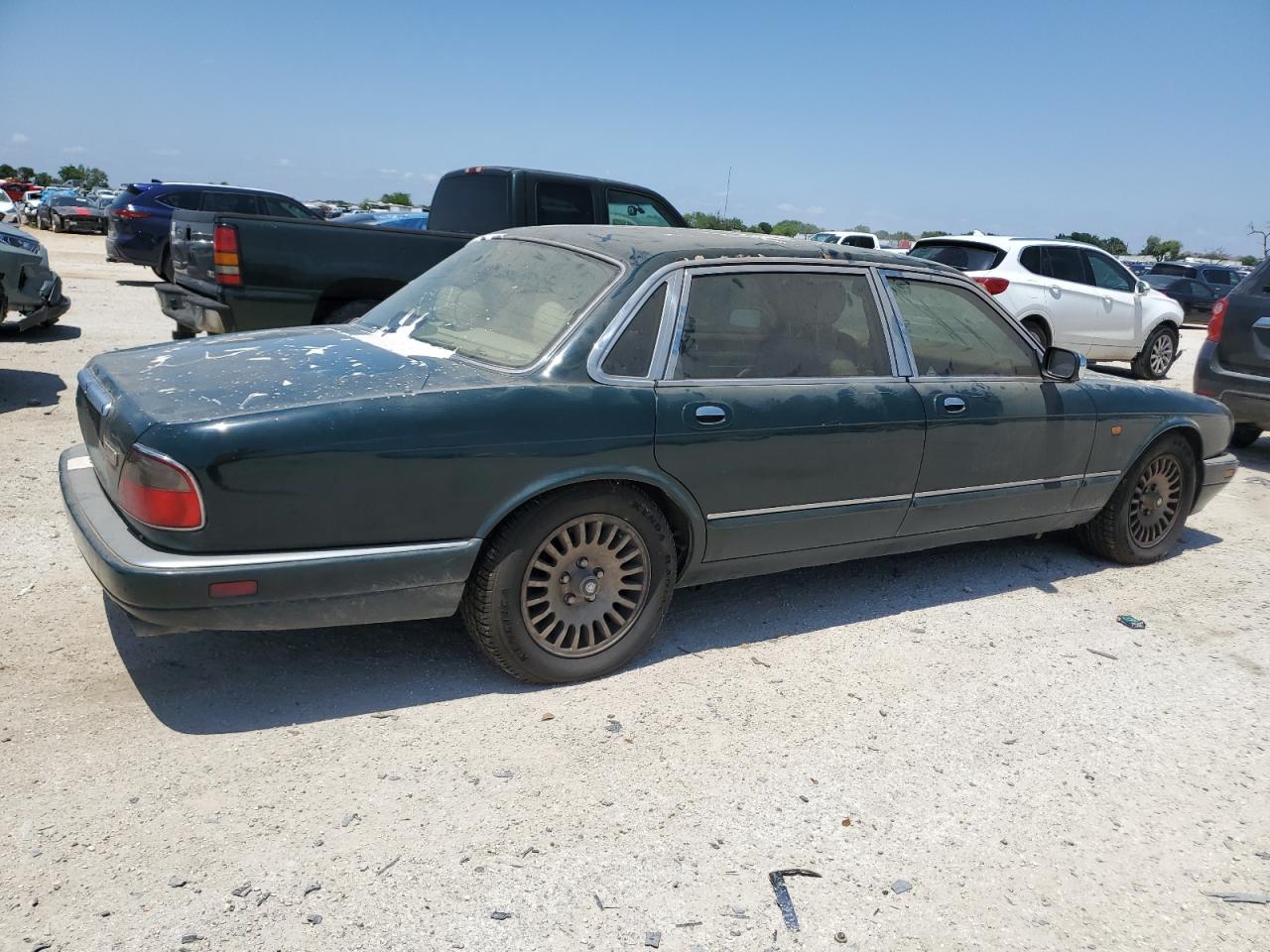 Photo 2 VIN: SAJKX6244TC783724 - JAGUAR XJ 