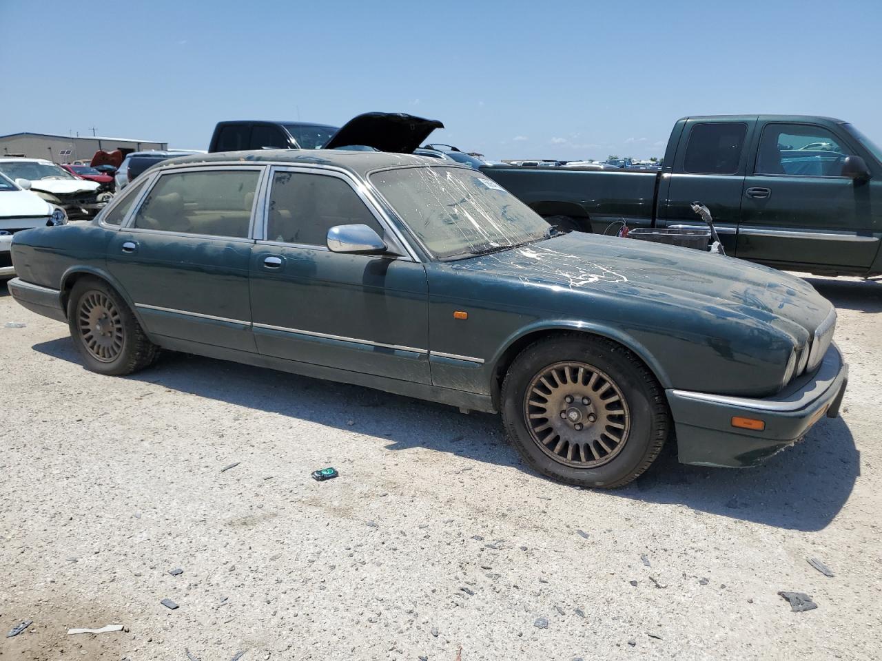 Photo 3 VIN: SAJKX6244TC783724 - JAGUAR XJ 