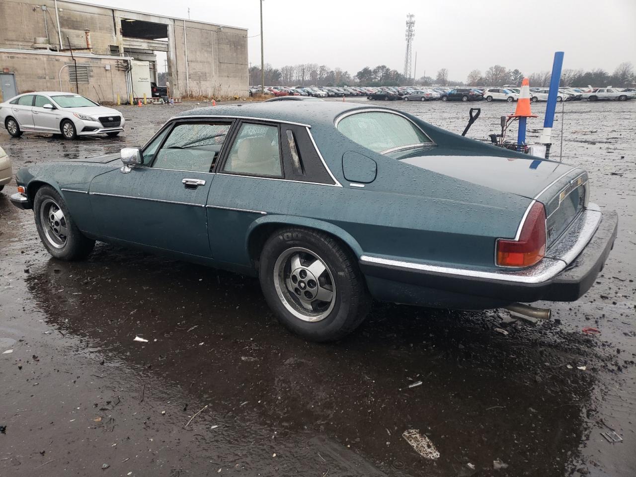 Photo 1 VIN: SAJNV5841CC107056 - JAGUAR XJS 