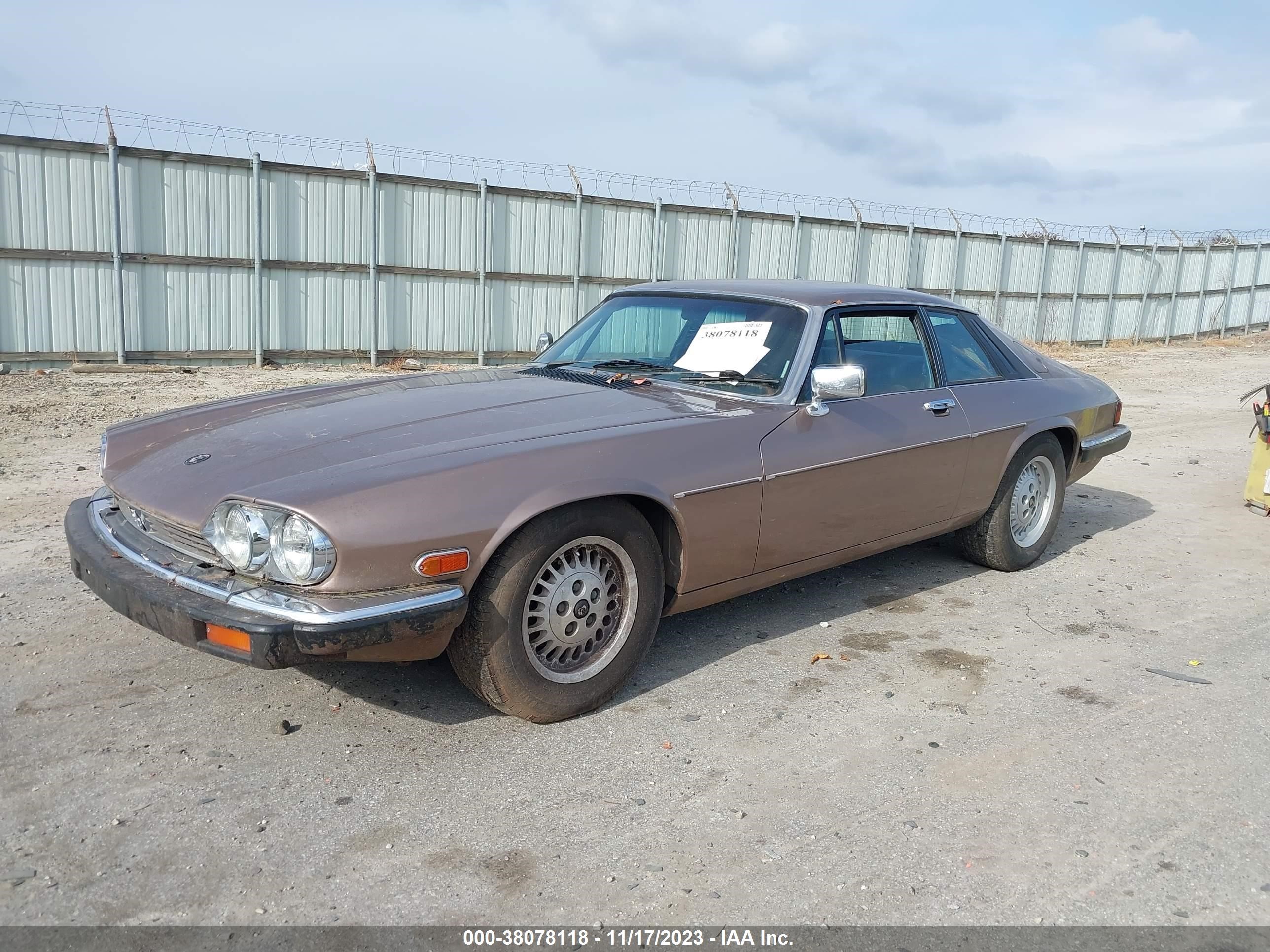 Photo 1 VIN: SAJNV5841FC119065 - JAGUAR XJS 