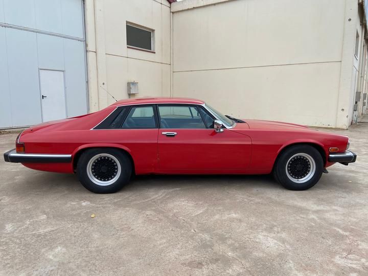 Photo 4 VIN: SAJNV5845GC130202 - JAGUAR XJS COUPE V12 