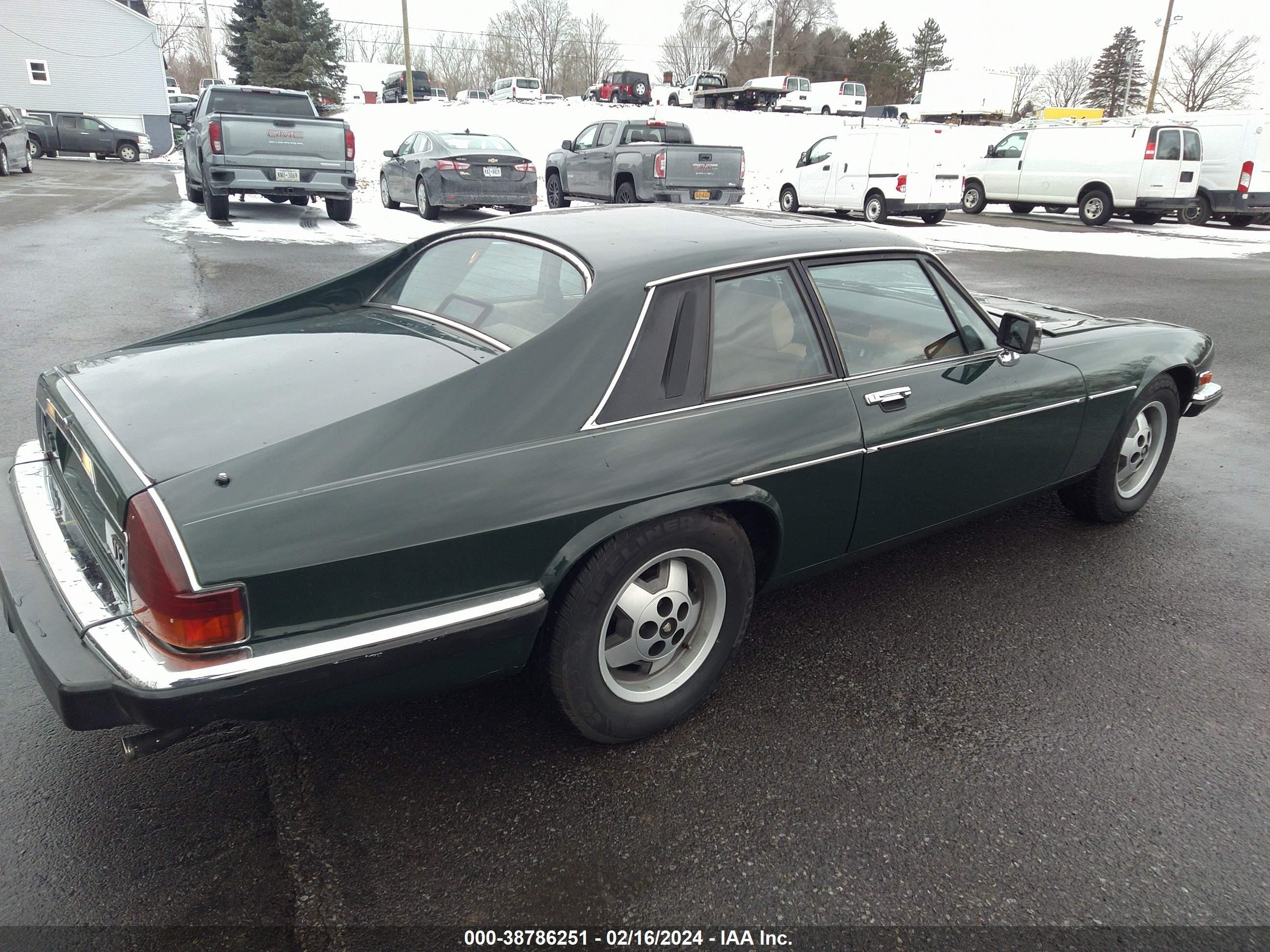 Photo 3 VIN: SAJNV5847GC127396 - JAGUAR XJS 