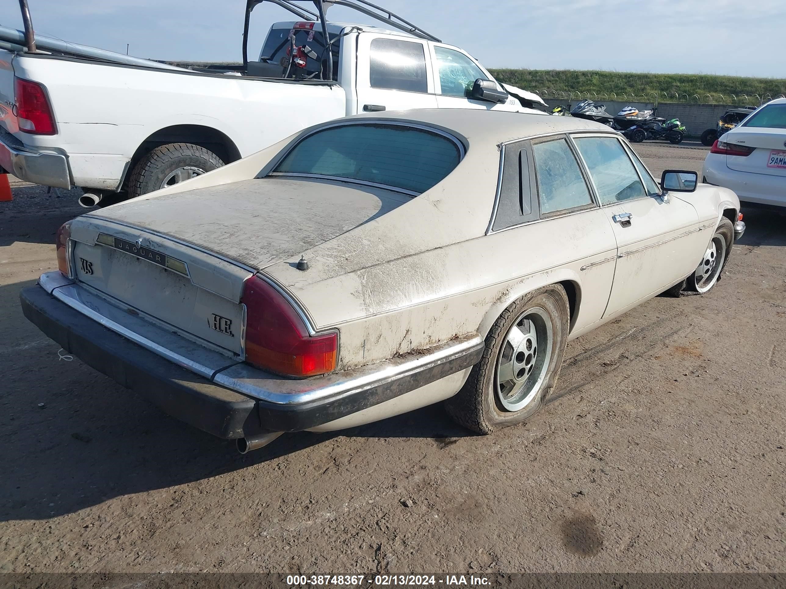 Photo 3 VIN: SAJNV584XFC117895 - JAGUAR XJS 