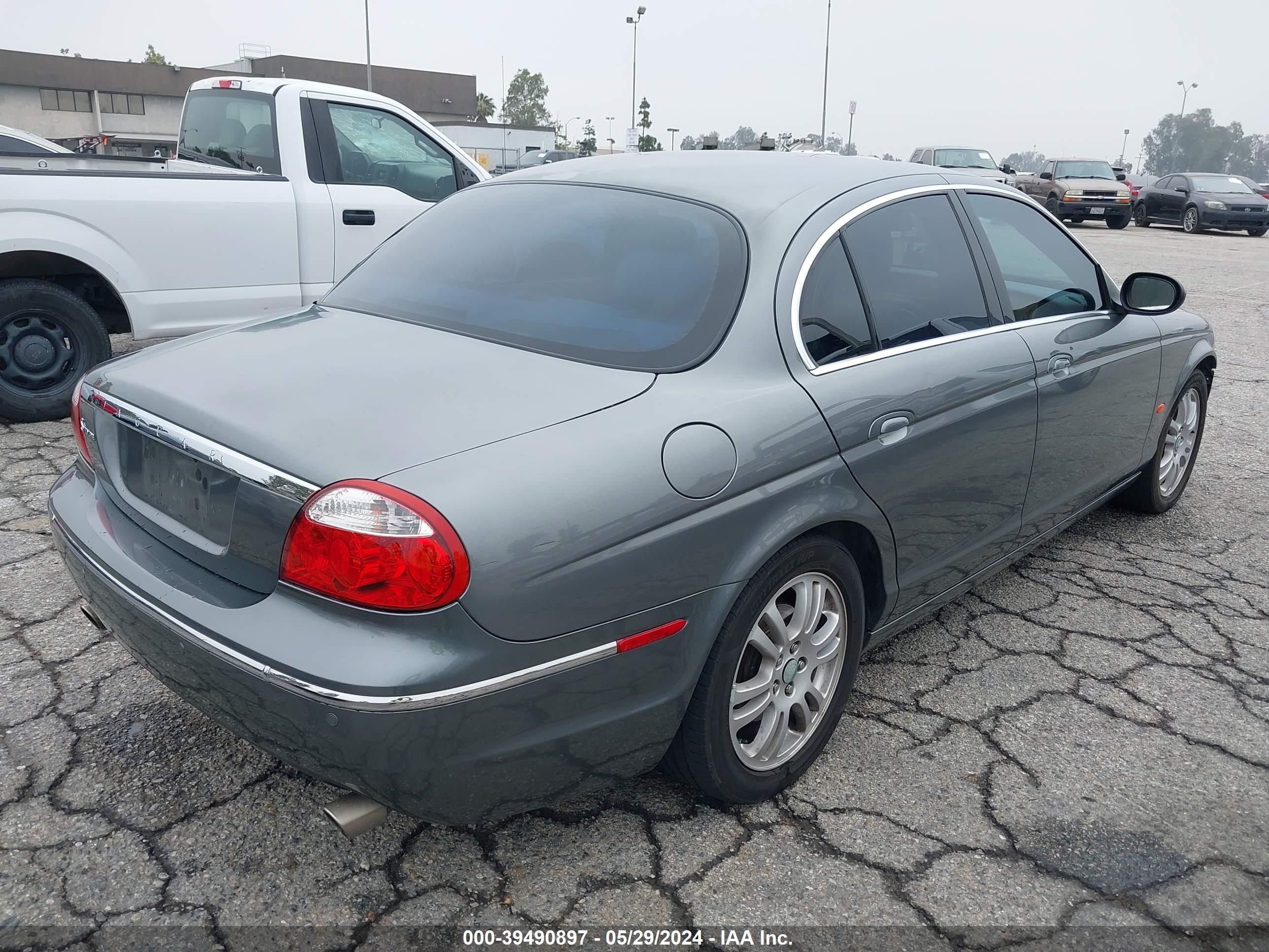 Photo 3 VIN: SAJWA01TX5FN50652 - JAGUAR S-TYPE 