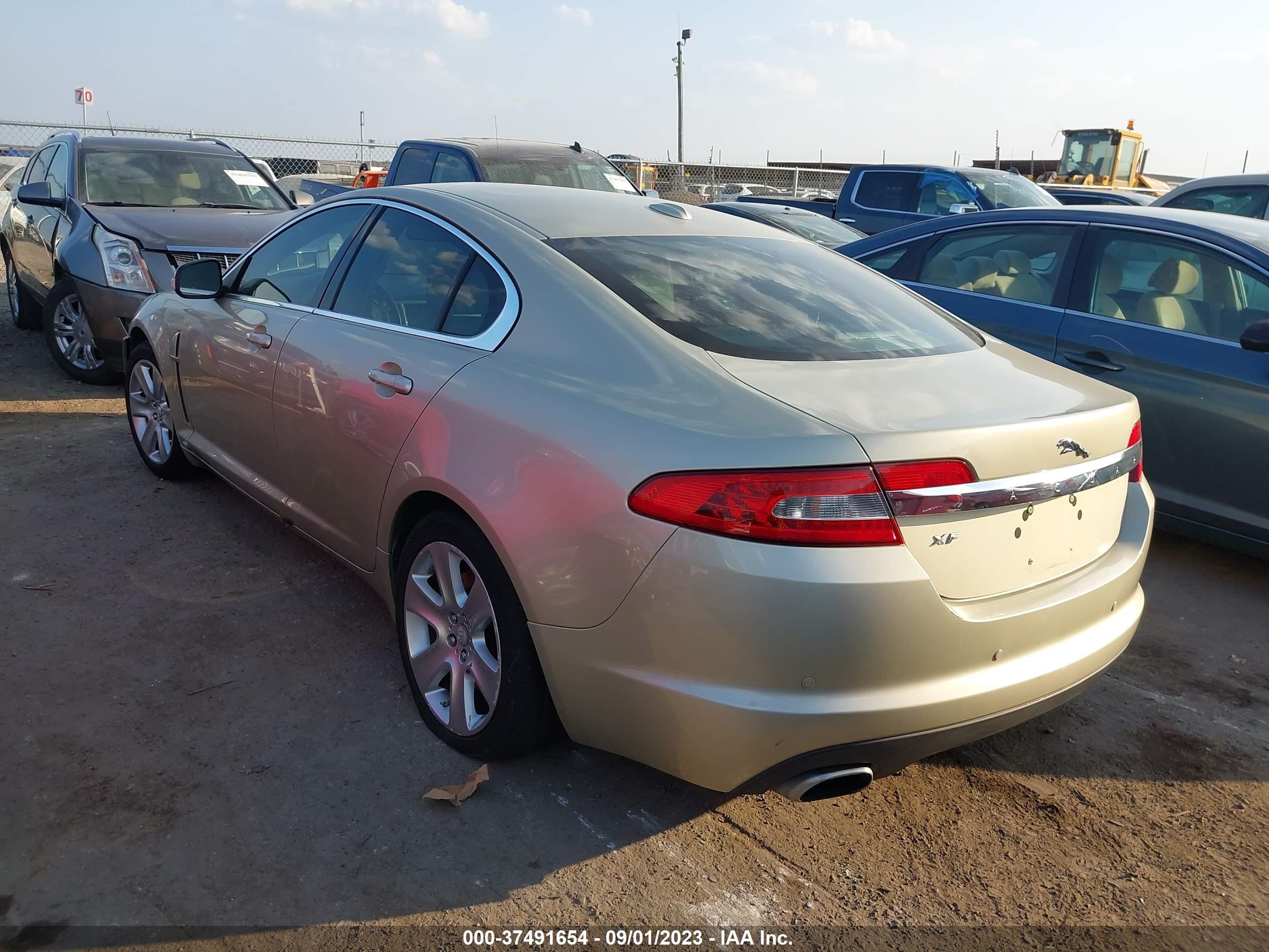 Photo 2 VIN: SAJWA05B39HR09674 - JAGUAR XF 