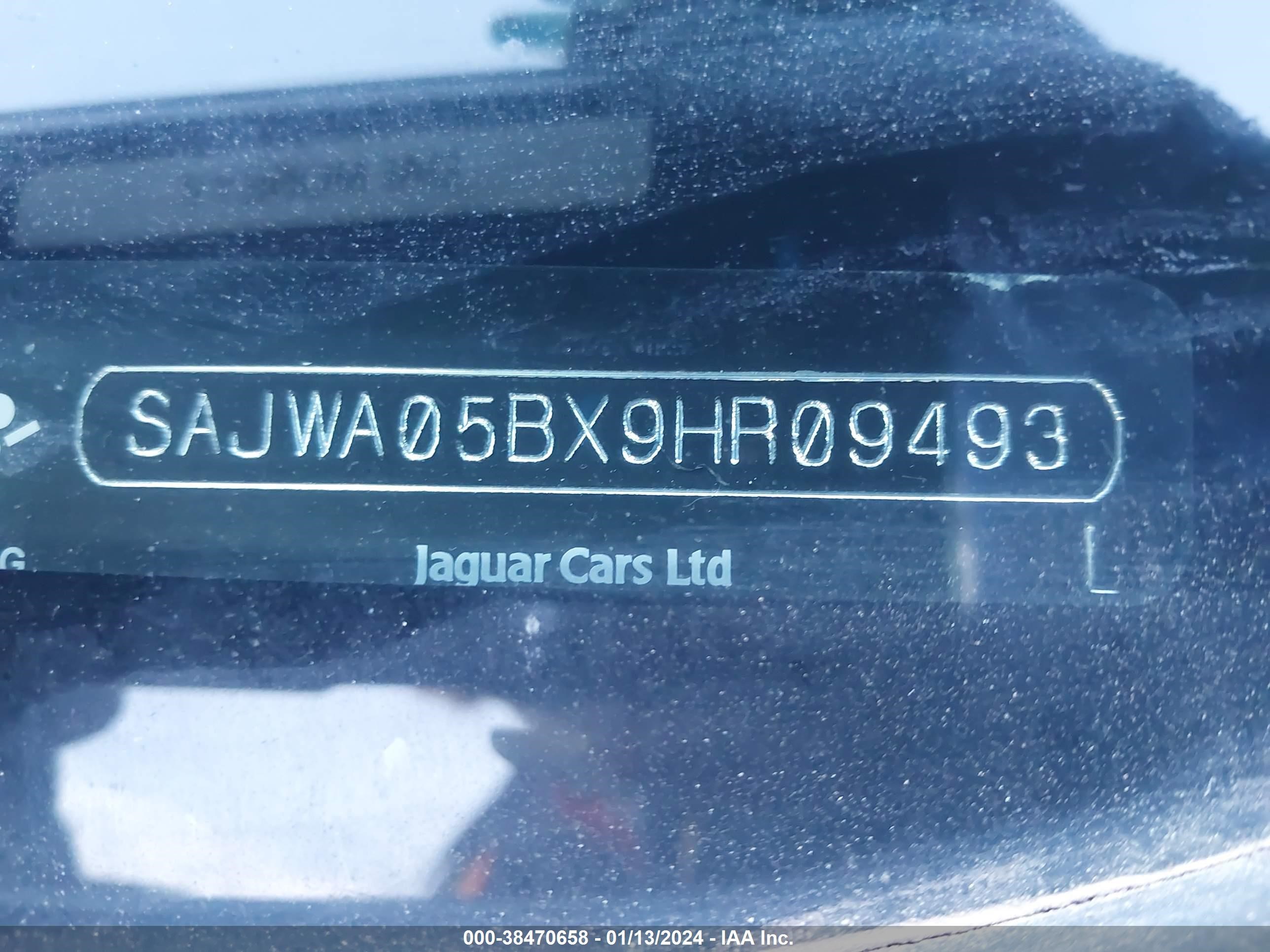 Photo 8 VIN: SAJWA05BX9HR09493 - JAGUAR XF 