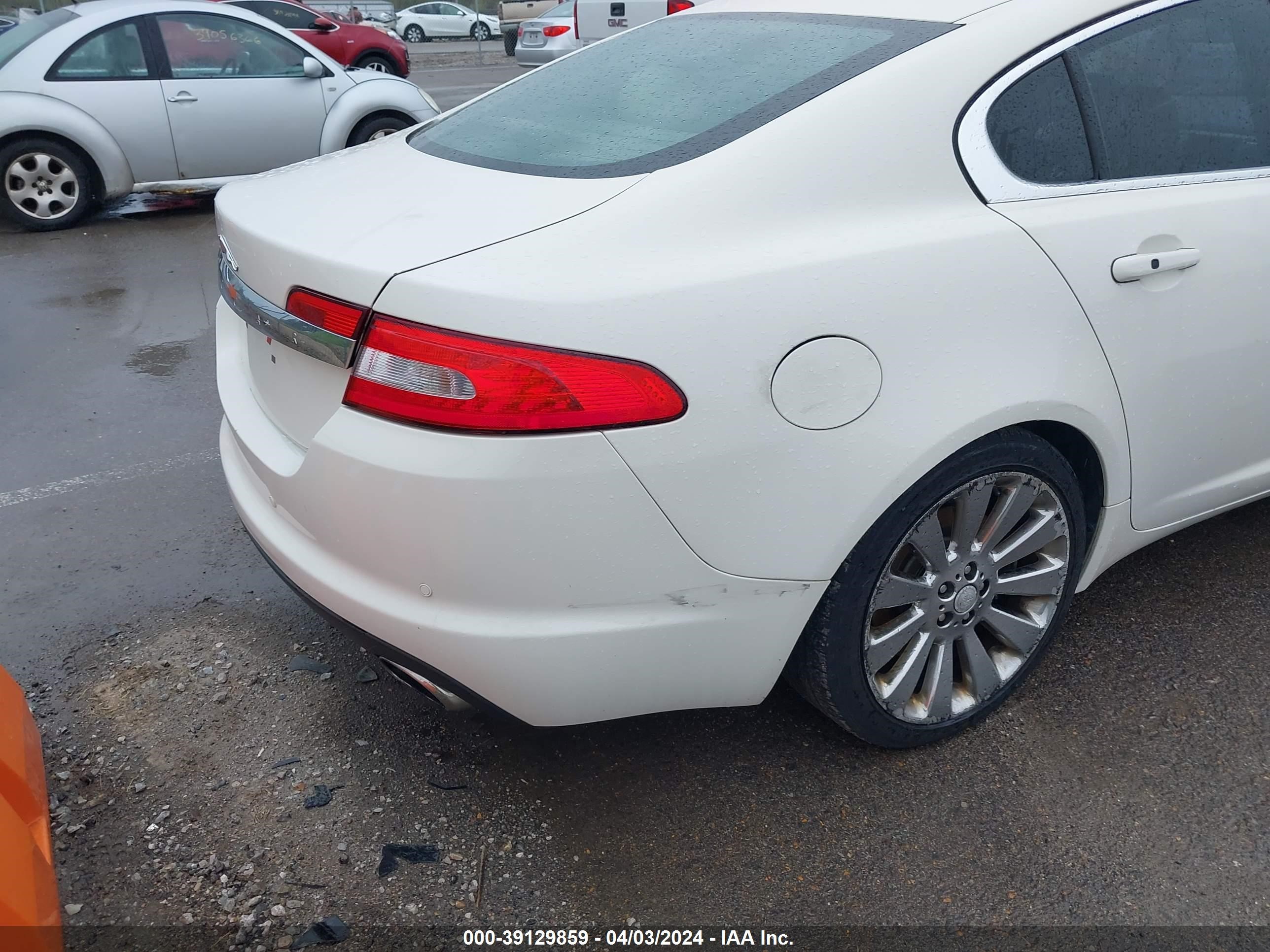 Photo 12 VIN: SAJWA06B39HR34993 - JAGUAR XF 