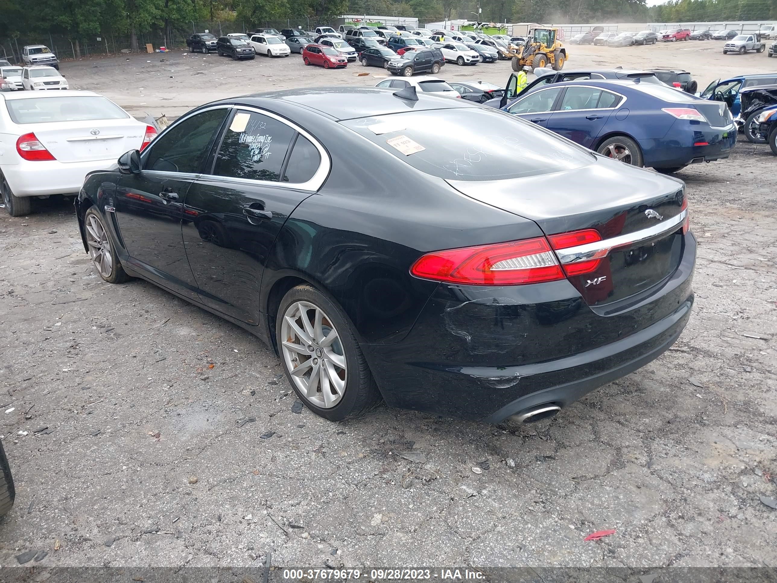 Photo 2 VIN: SAJWA0ESXDPS99450 - JAGUAR XF 