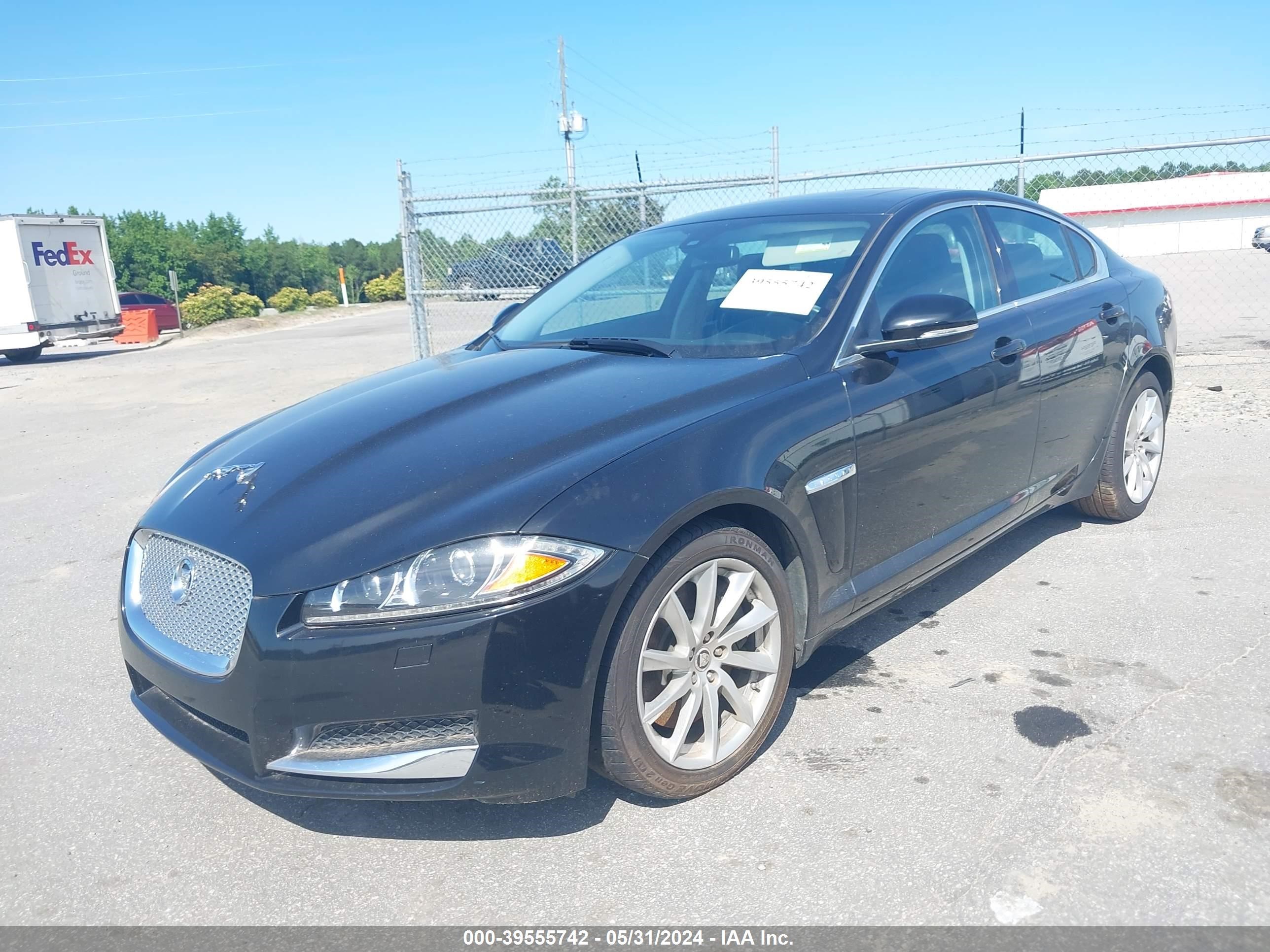 Photo 1 VIN: SAJWA0FB4CLS41466 - JAGUAR XF 