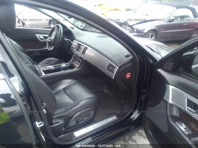 Photo 4 VIN: SAJWA0FB7CLS46788 - JAGUAR XF 