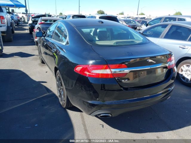 Photo 2 VIN: SAJWA0FB8CLS36299 - JAGUAR XF 