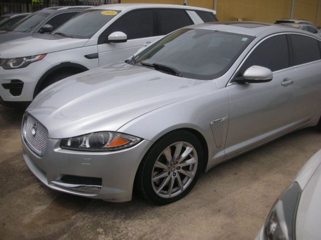 Photo 0 VIN: SAJWA0FBXCLS41536 - JAGUAR XF 