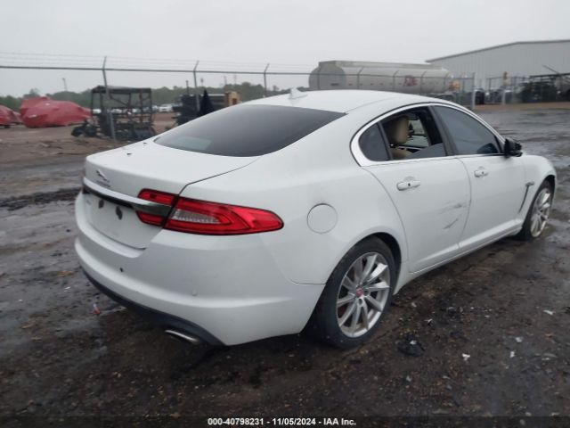 Photo 3 VIN: SAJWA0FS3FPU48539 - JAGUAR XF 