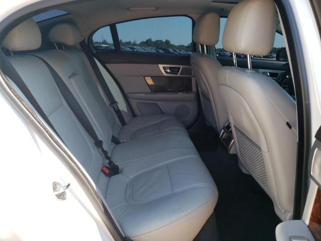Photo 9 VIN: SAJWA0FS3FPU76910 - JAGUAR XF 20T PR 