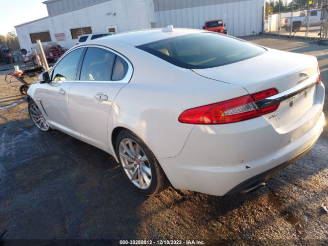 Photo 2 VIN: SAJWA0FS5FPU42449 - JAGUAR XF 