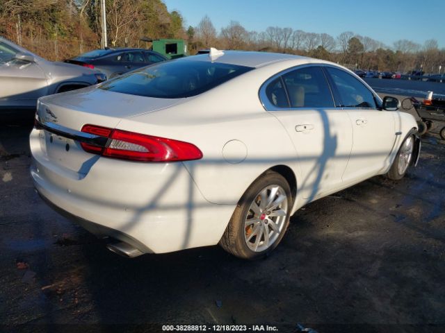 Photo 3 VIN: SAJWA0FS5FPU42449 - JAGUAR XF 