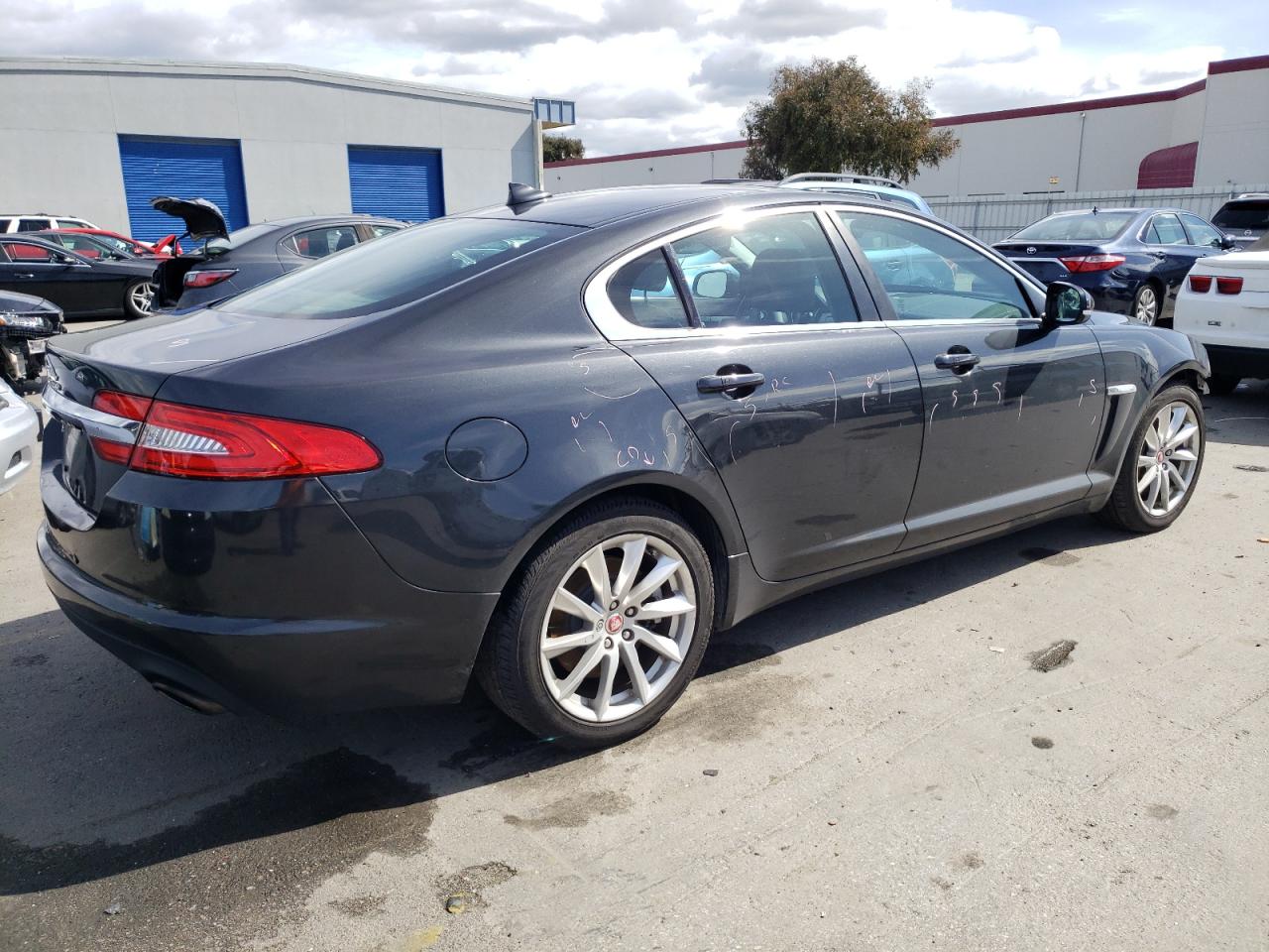 Photo 2 VIN: SAJWA0FS6FPU60765 - JAGUAR XF 