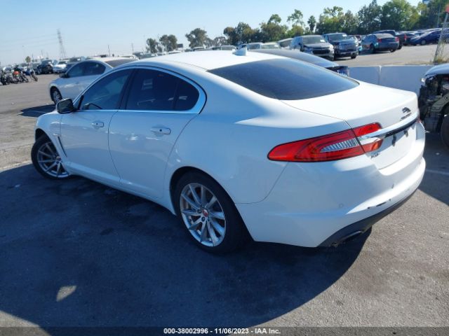 Photo 2 VIN: SAJWA0FS9FPU64390 - JAGUAR XF 