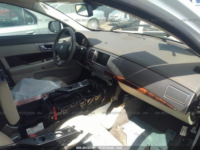 Photo 4 VIN: SAJWA0GB1BLR87581 - JAGUAR XF 