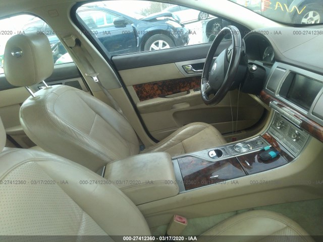 Photo 4 VIN: SAJWA0GB4BLR88868 - JAGUAR XF 