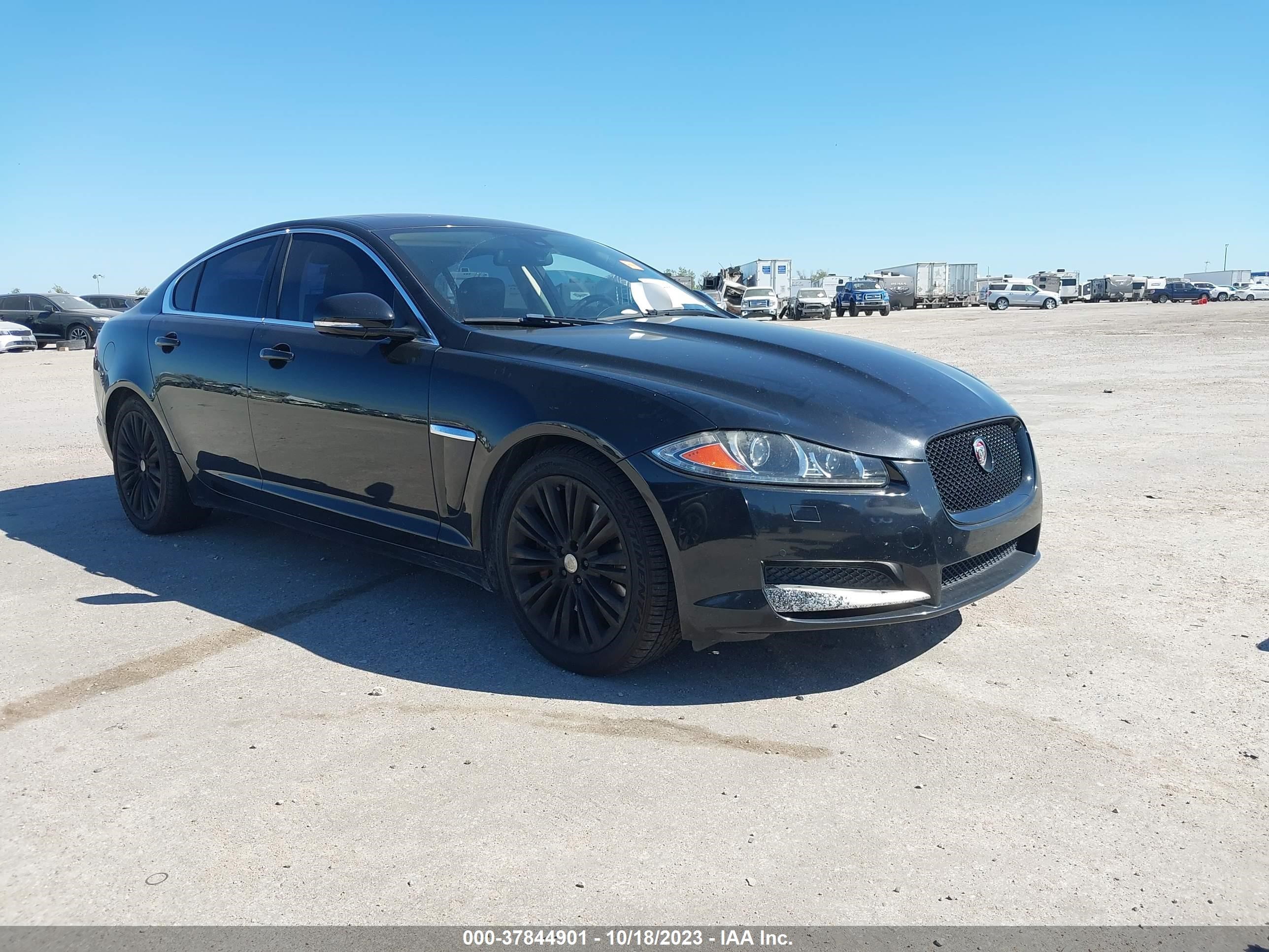 Photo 0 VIN: SAJWA0HB8CLS29446 - JAGUAR XF 