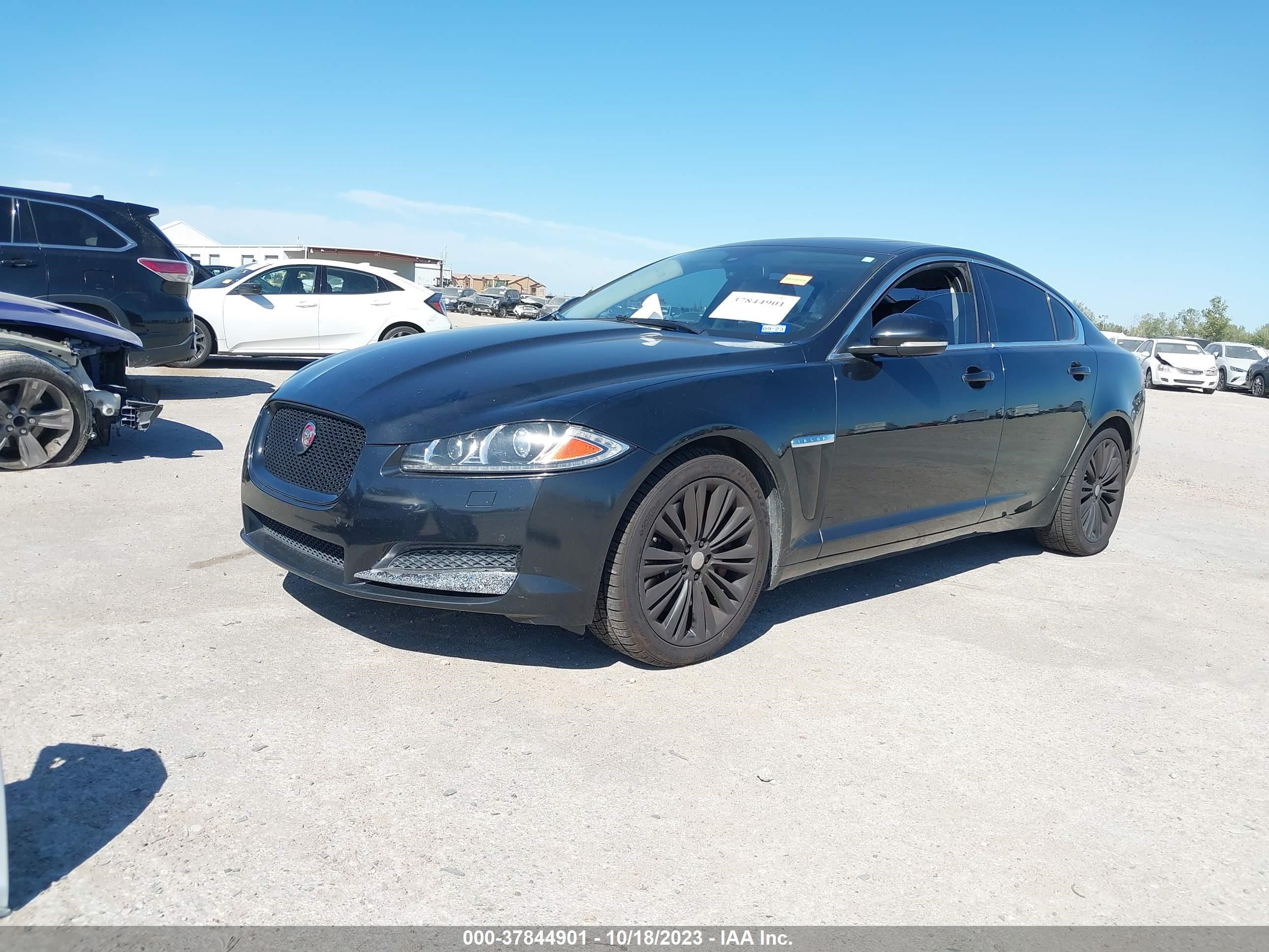 Photo 1 VIN: SAJWA0HB8CLS29446 - JAGUAR XF 