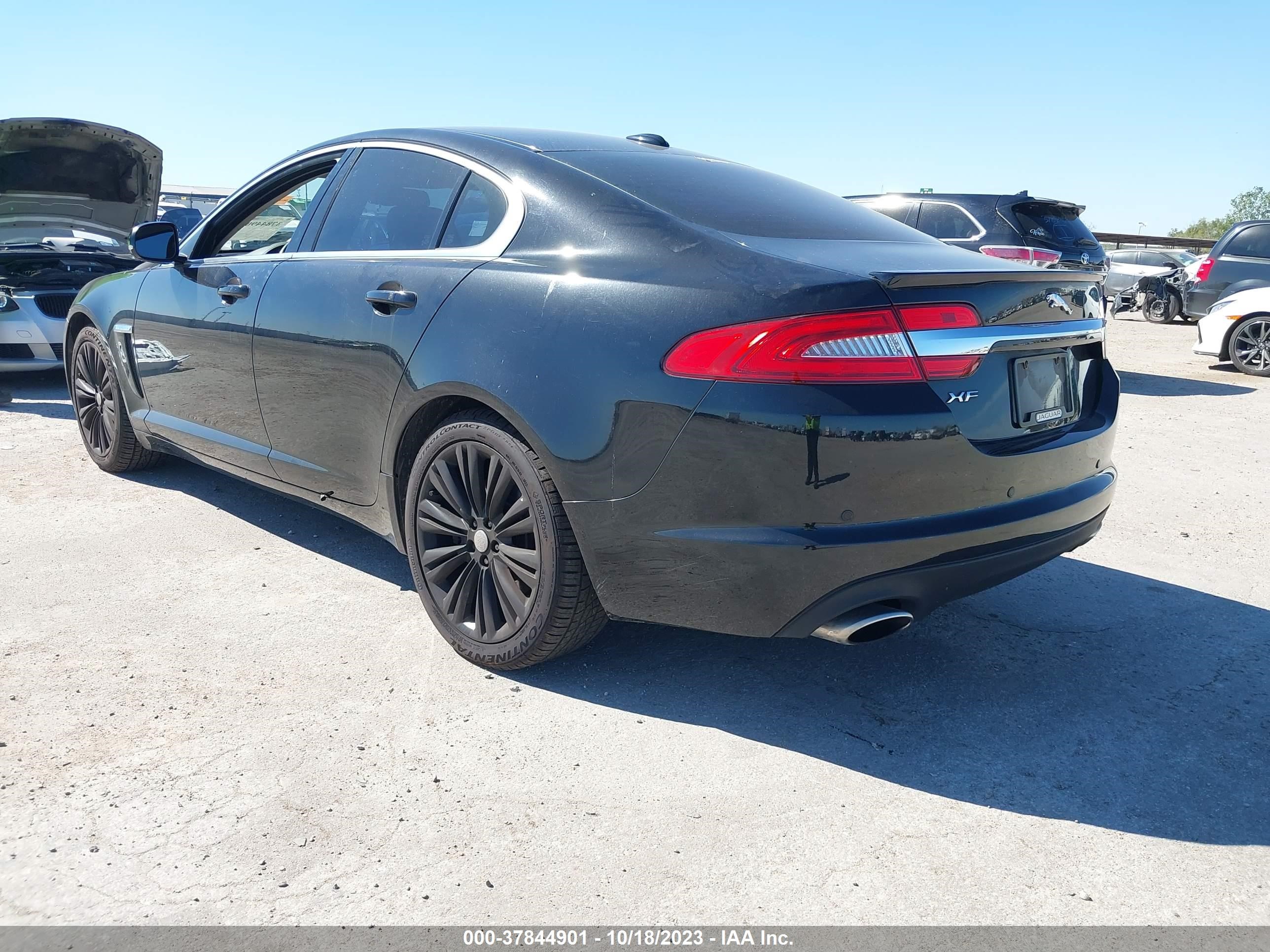 Photo 2 VIN: SAJWA0HB8CLS29446 - JAGUAR XF 