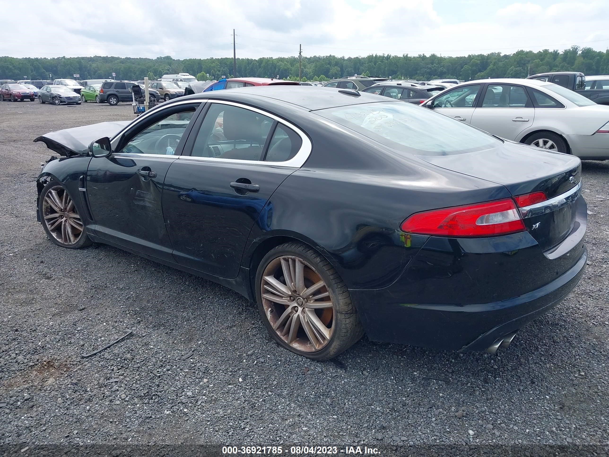 Photo 2 VIN: SAJWA0HE9AMR68116 - JAGUAR XF 