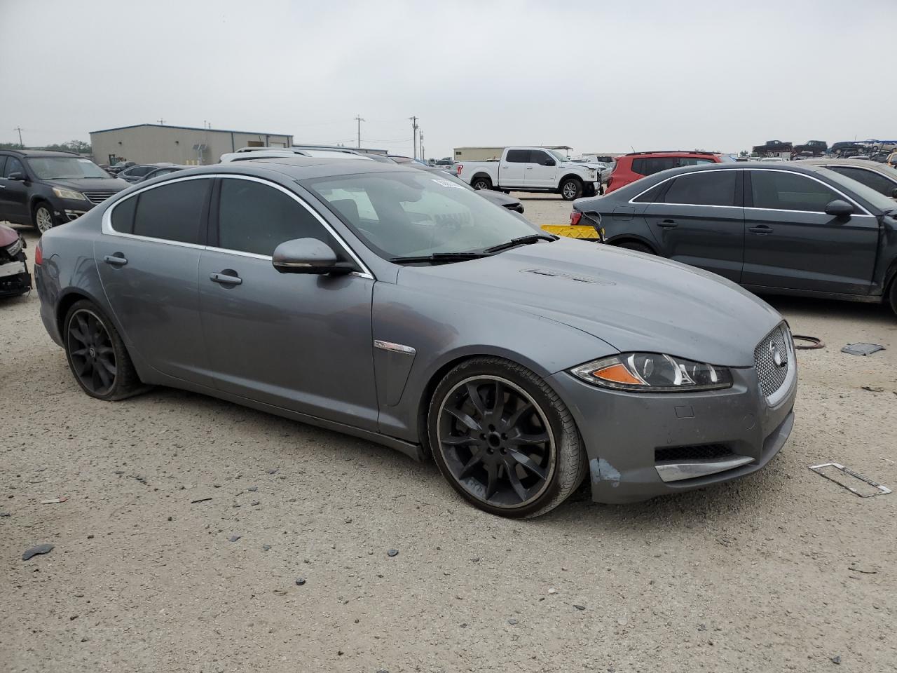 Photo 3 VIN: SAJWA0HEXCMS31560 - JAGUAR XF 