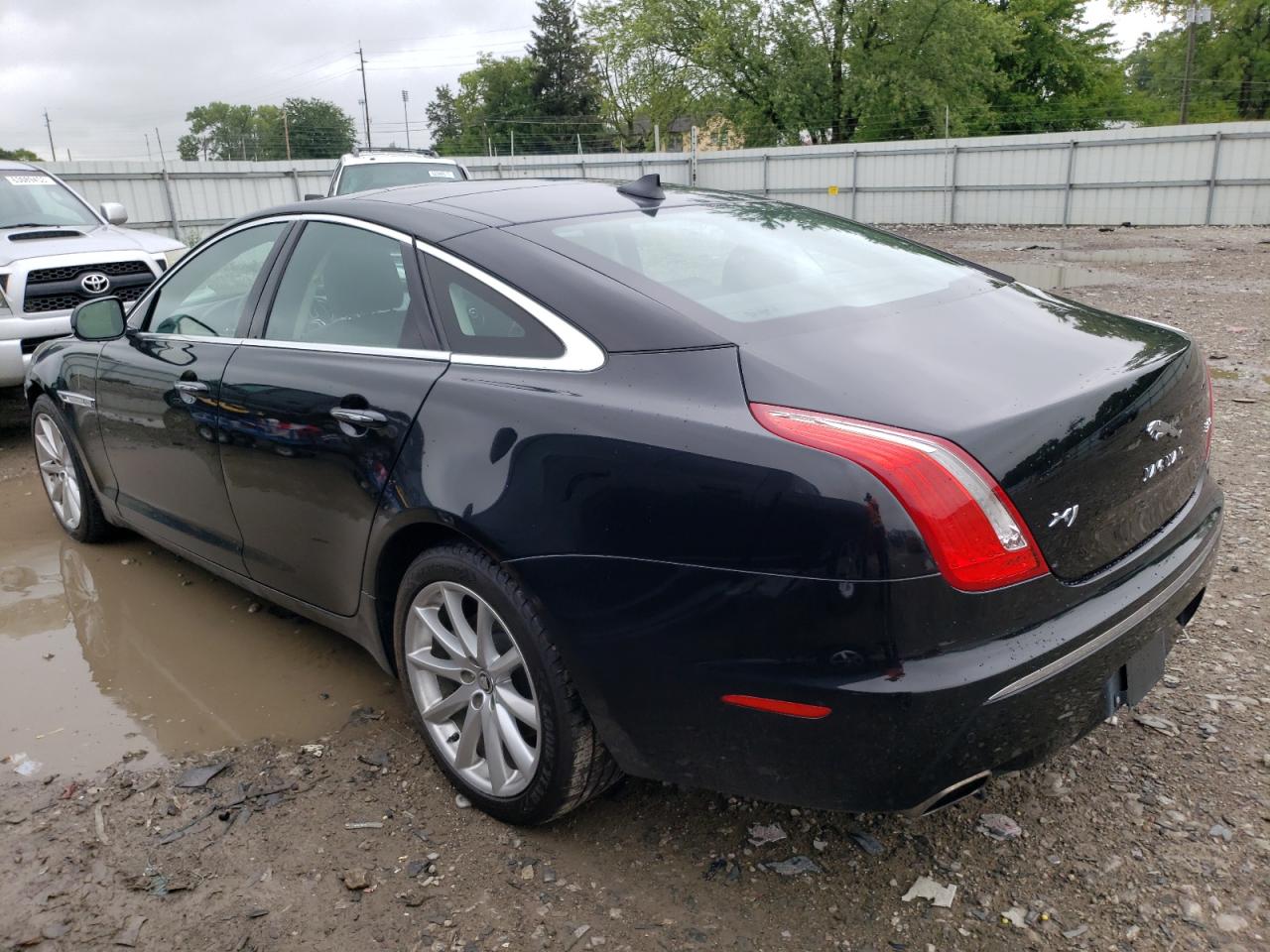 Photo 1 VIN: SAJWA1C71D8V43324 - JAGUAR XJ 